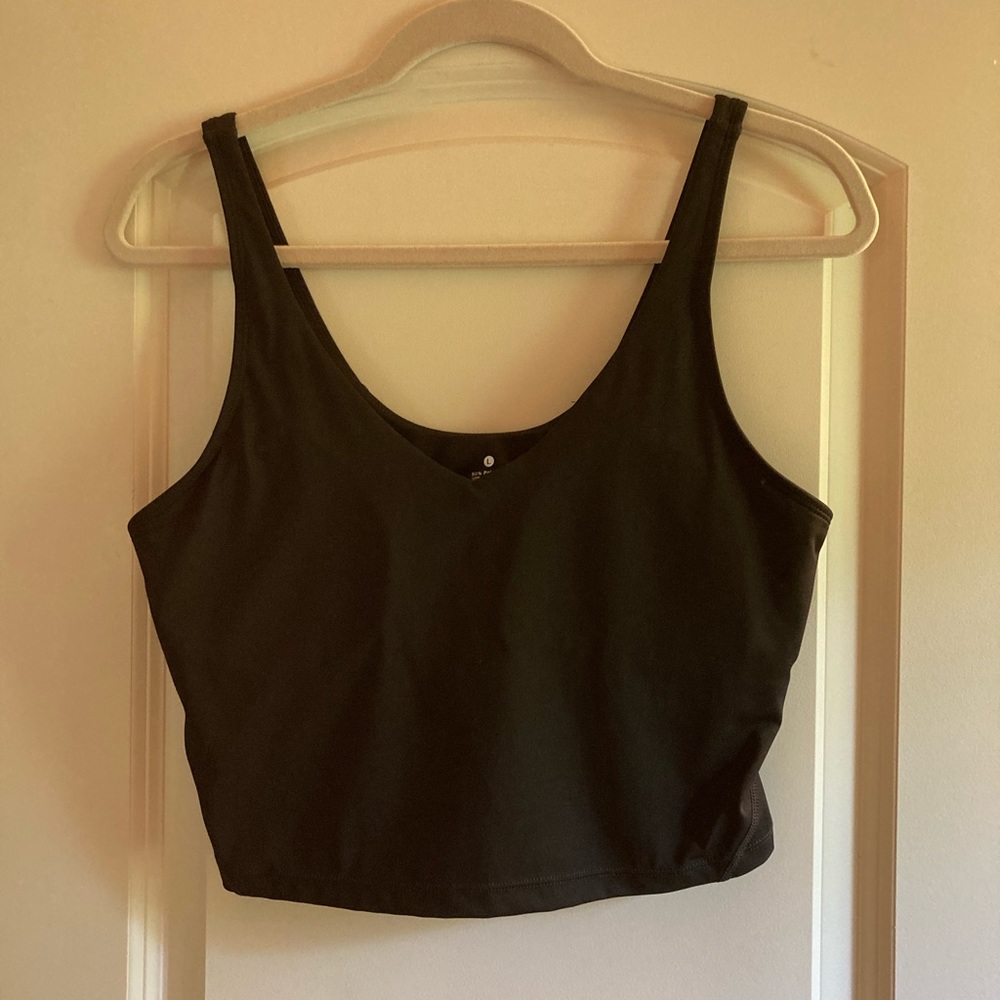 NWOT Gymshark Cropped Work Out Tank With Removable Cups, Size L
